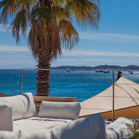 Vic'S Land Holidays Grimaud Esterno foto