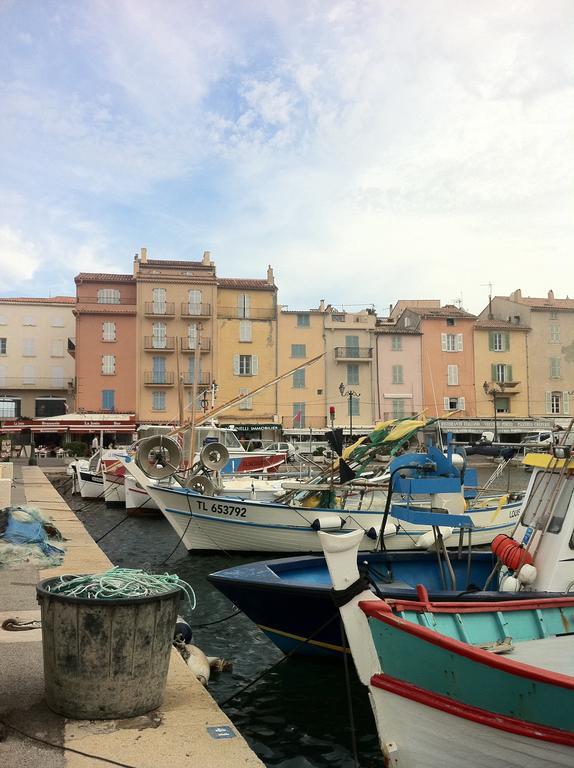 Vic'S Land Holidays Grimaud Esterno foto