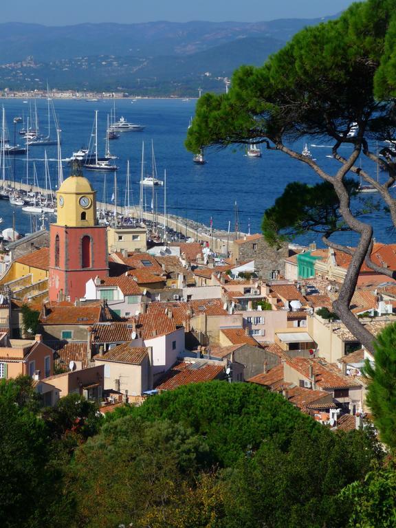 Vic'S Land Holidays Grimaud Esterno foto