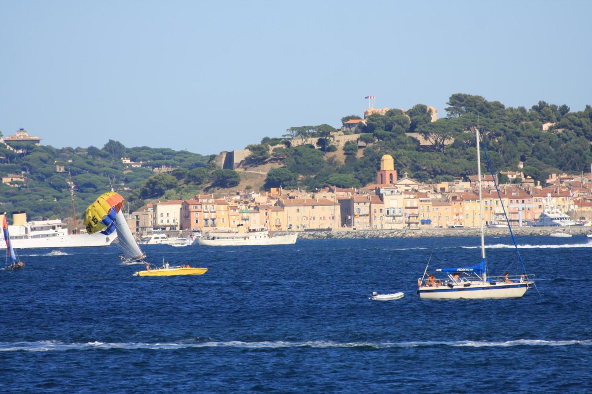 Vic'S Land Holidays Grimaud Esterno foto